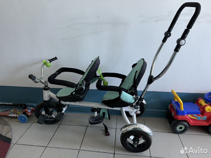 Велосипед для двойняшек