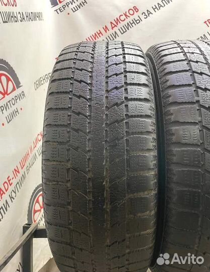 Toyo Observe GSi-5 205/60 R16 93T