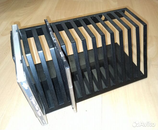 Органайзер видеокассет и компактов фирмы hama