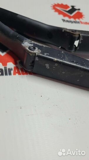 Поводок дворника Audi a6c5