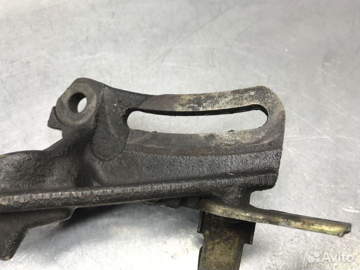 Кронштейн генератора Honda HR-V GH1 1999 г.в