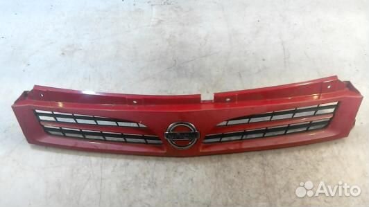 Решетка радиатора nissan interstar X70 (74N11QF01)