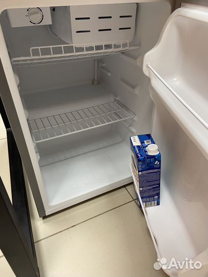 Холодильник маленький