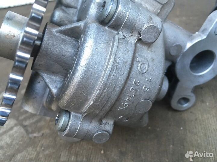 Насос масляный