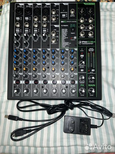 Mackie profx10v3 Аудиоинтерфейс / Микшерный пульт