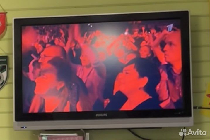 Телевизор Philips 42
