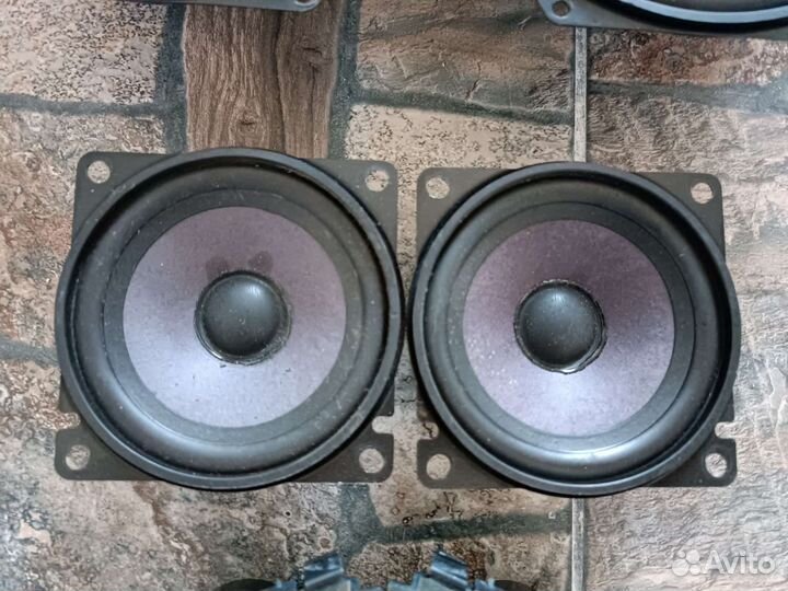 Штатные динамики Mercedes w140