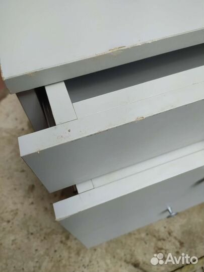 Тумба с бесплатной доставкой в отличном состоянии