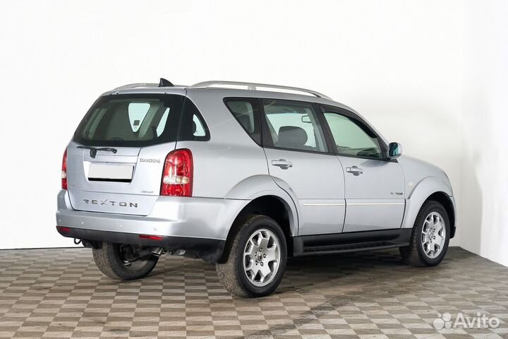 SsangYong Rexton 2.7 AT, 2009, 187 000 км