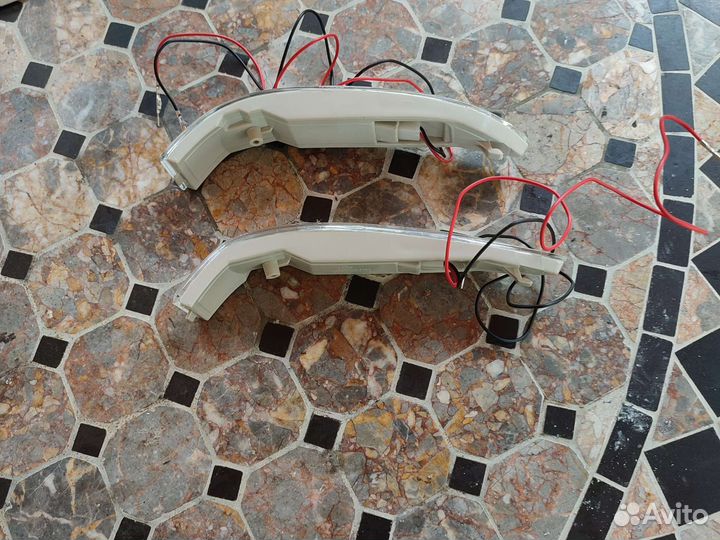 Поворотники на hyundai ix35 зеркала заднего вида