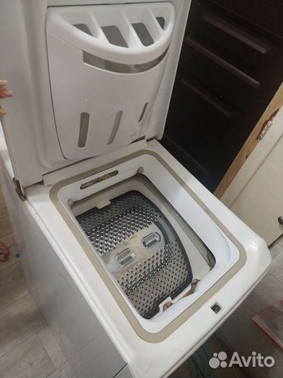 Стиральная машина с вертикальной загрузкой
