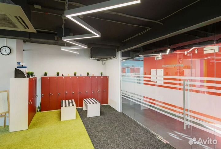 Универсальные LED-светильники в офисе