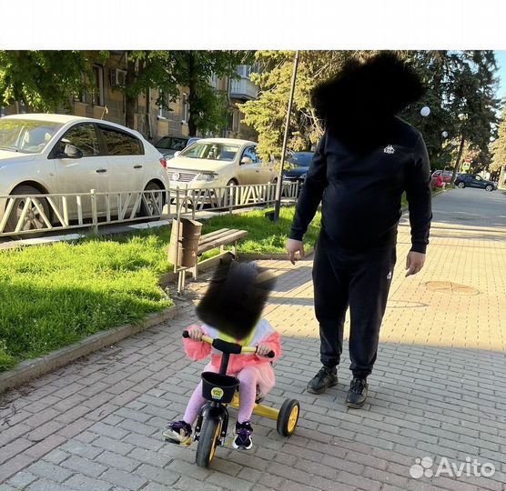 Трехколесный велосипед