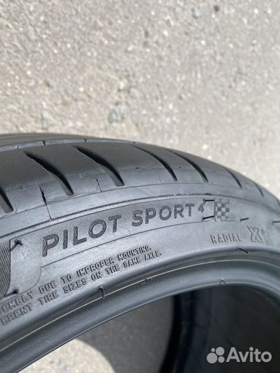 Michelin Pilot Sport 4 225/40 R19 93Y