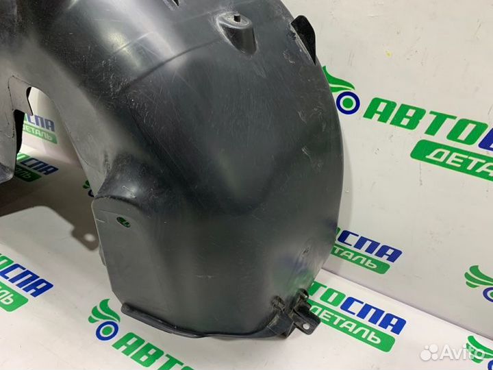 Подкрылок крыла задний левый Peugeot 208 хетчбек