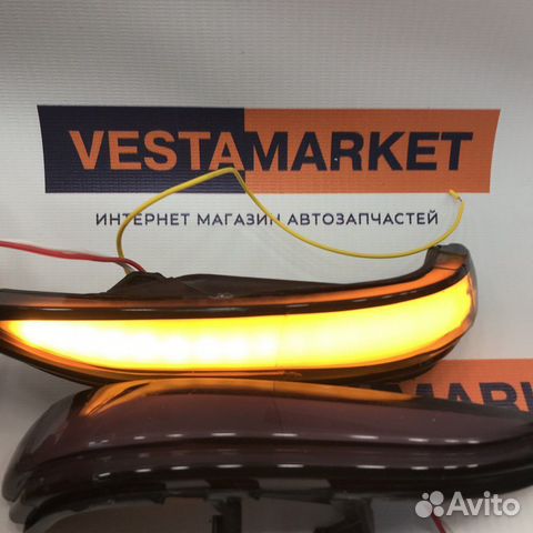 Повторитель поворота в зеркало LADA vesta плазма