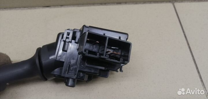 Переключатель стеклоочистителей Hi Lux 2015