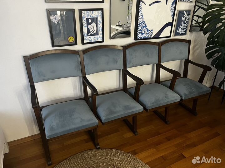 Винтажные театральные кресла