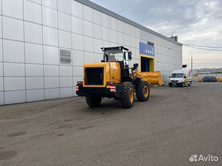 Фронтальный погрузчик Lonking CDM836N, 2023