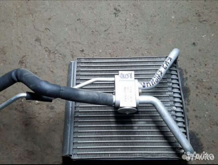 Радиатор отопителя Кия Карнивал 2