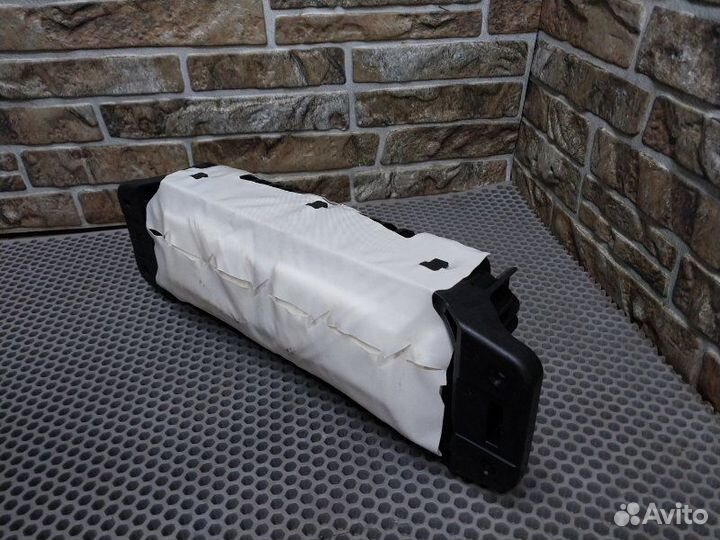 Подушка безопасности пассажирская (в торпедо) Merc