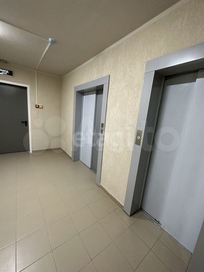 1-к. квартира, 42 м², 7/19 эт.