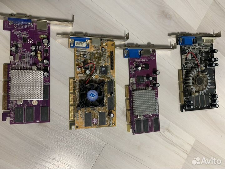 Видеокарта много разные