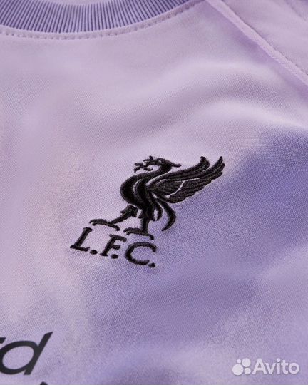 Футбольная форма Nike Liverpool