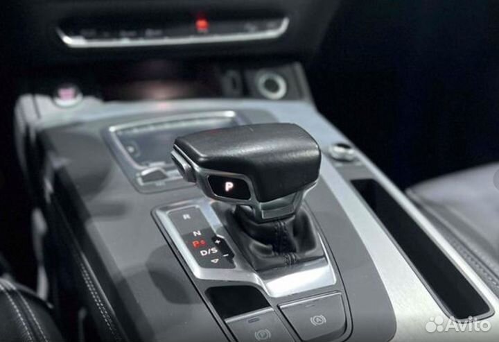 Audi Q5L 2.0 AMT, 2020, 70 000 км