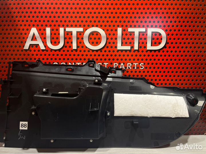 Накладка на торпедо левая Lexus Rx 4 450Н 2021