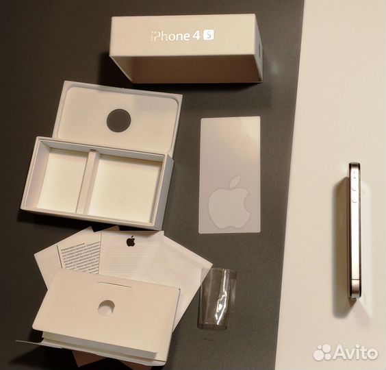 iPhone 4S, 32 ГБ
