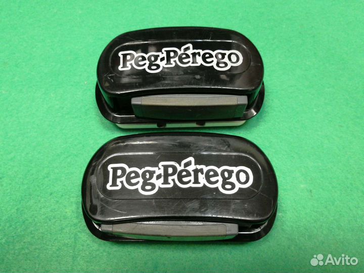 Кнопка (рычаг) снятия люльки детской коляски Peg-P