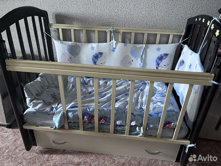 Продам детскую кроваткус матрасом