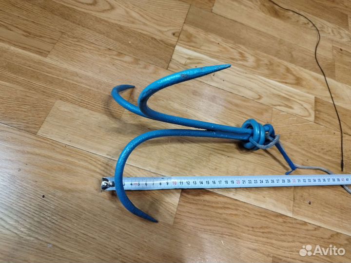 Якорь для лодки