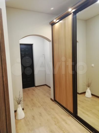 2-к. квартира, 82 м², 12/12 эт.