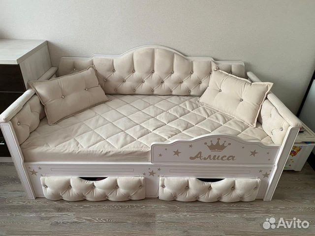 Детская кровать с каретной стяжкой