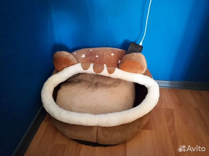 Продам мягкий уголок для кота