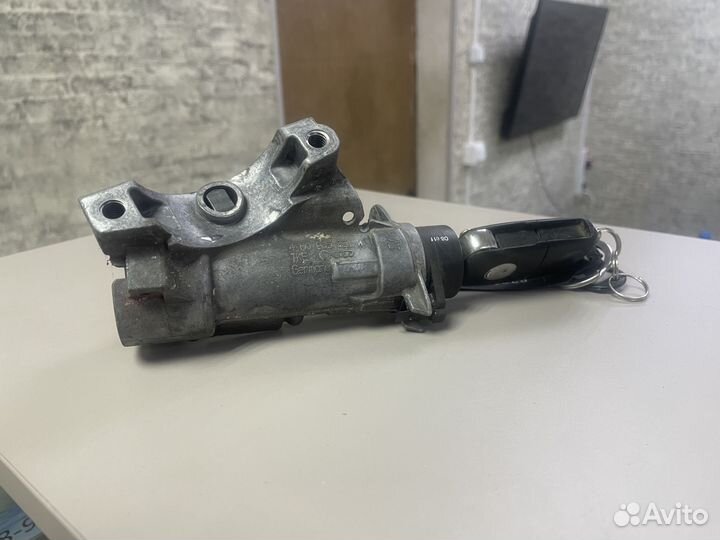 Замок зажигания Фольксваген Пассат Б5