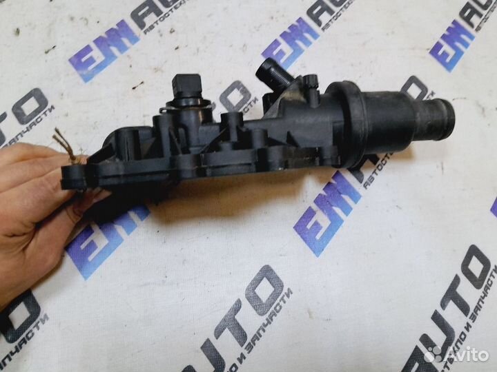 Корпус термостата Рено Меган 2