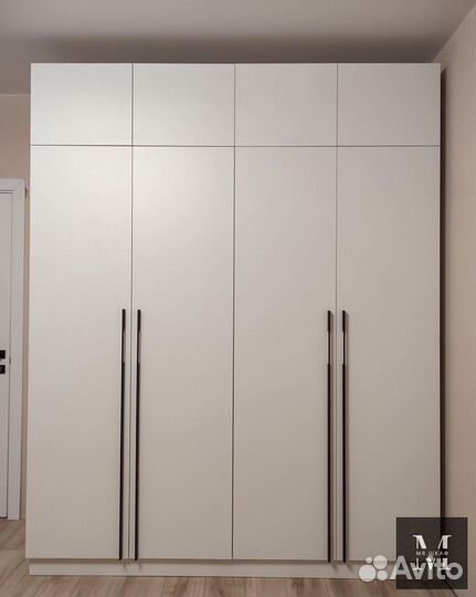 Шкаф распашной с фрезерованными фасадами