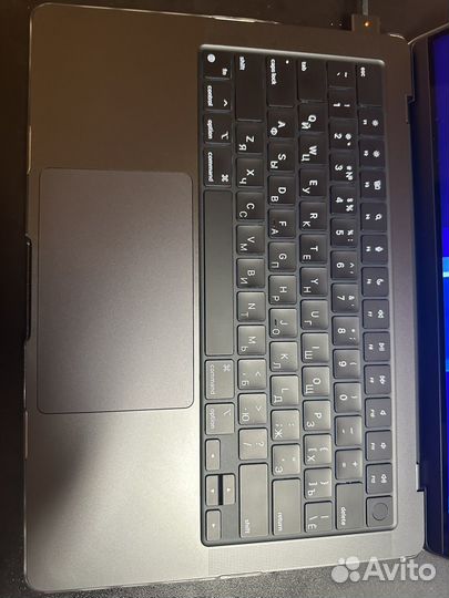 Macbook Pro 14 m3pro 18 512