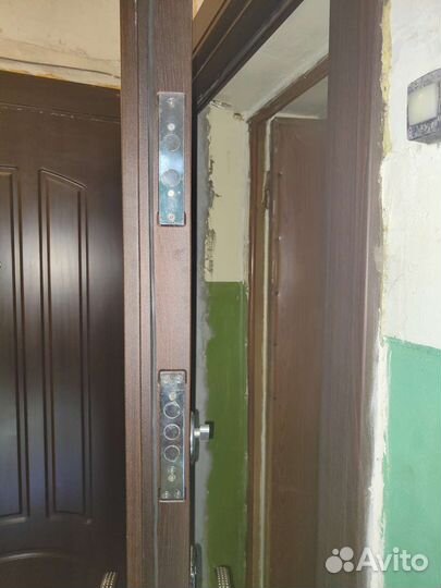 Дверь входная металлическая