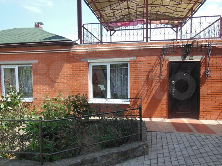 Дом 82 м² на участке 4 сот.