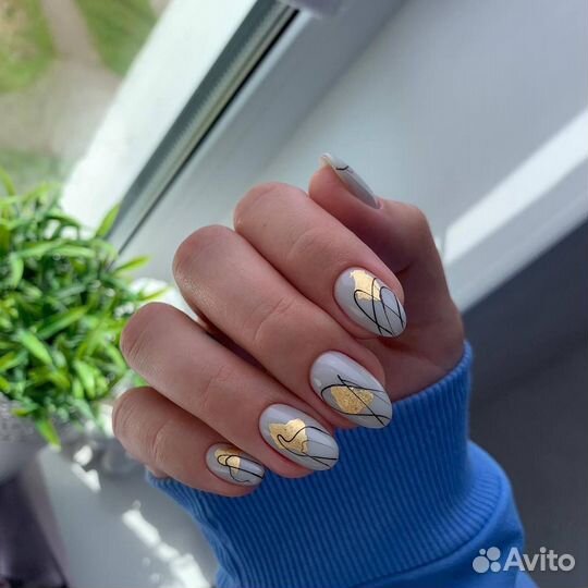 Маникюр и педикюр