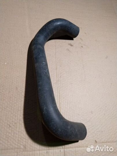 189745 нижний патрубок радиатор Mustang 2066/76/86