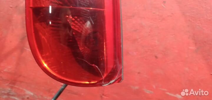Ситроен С8 фонарь задний правый Citroen C8 с деф