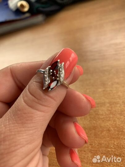 Серебряное кольцо