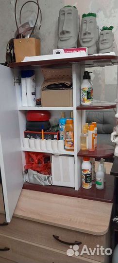 Подвесная полка в ванную с подсветкой