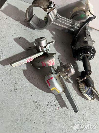 Замок зажигания Getz Hyundai Гетц 1.4 2008