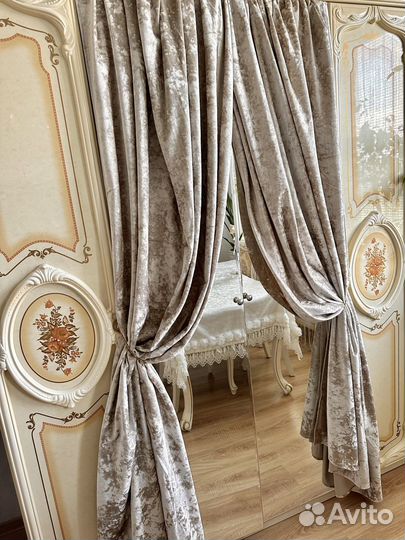 Шторы бархатные бежевые портьеры плюшевые
